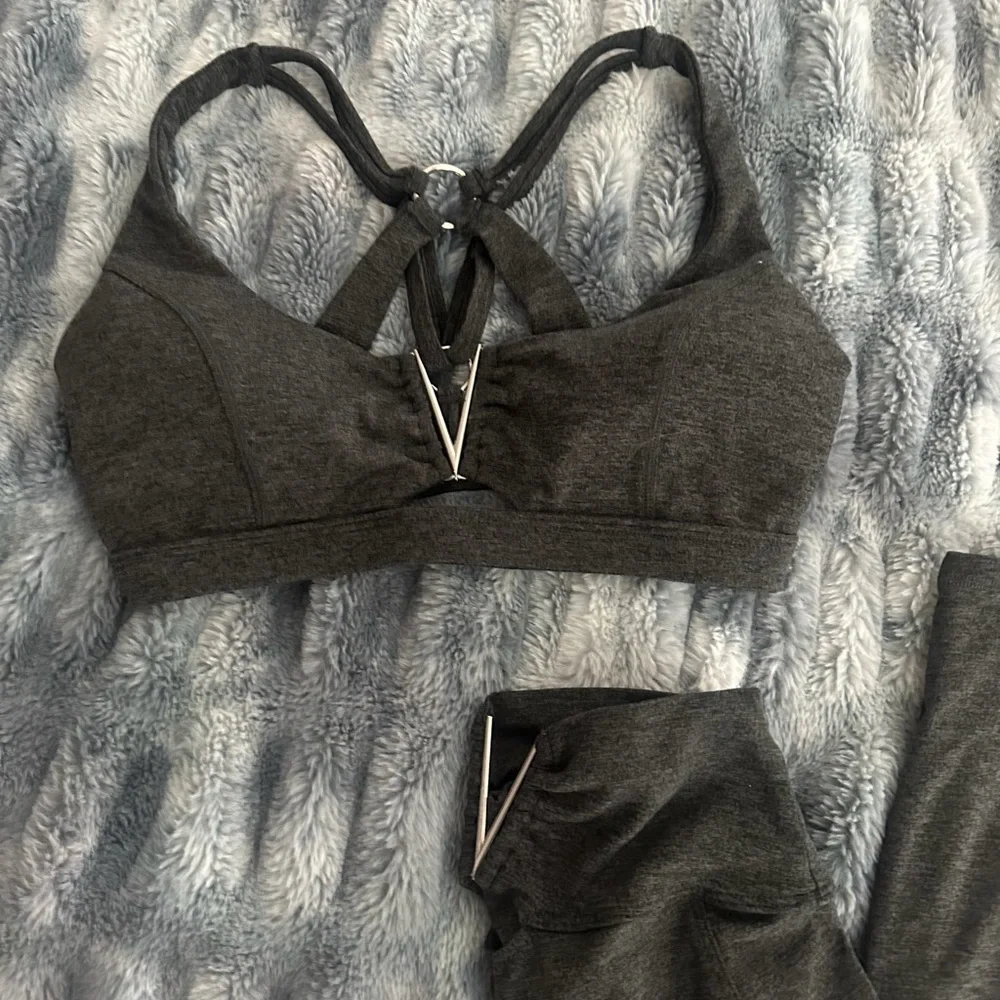 Bombshell Sportswear Charcoal Activewear Set - Picture 5 of 6